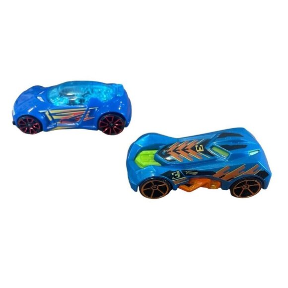 2014 Mattel Hot Wheels RD-03 Cast Model Race Car Blue Accelerators High Voltage - Picture 1 of 8